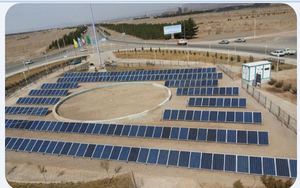 احداث بیش از ۱۰۰۰ نیروگاه خورشیدی در شمال استان کرمان